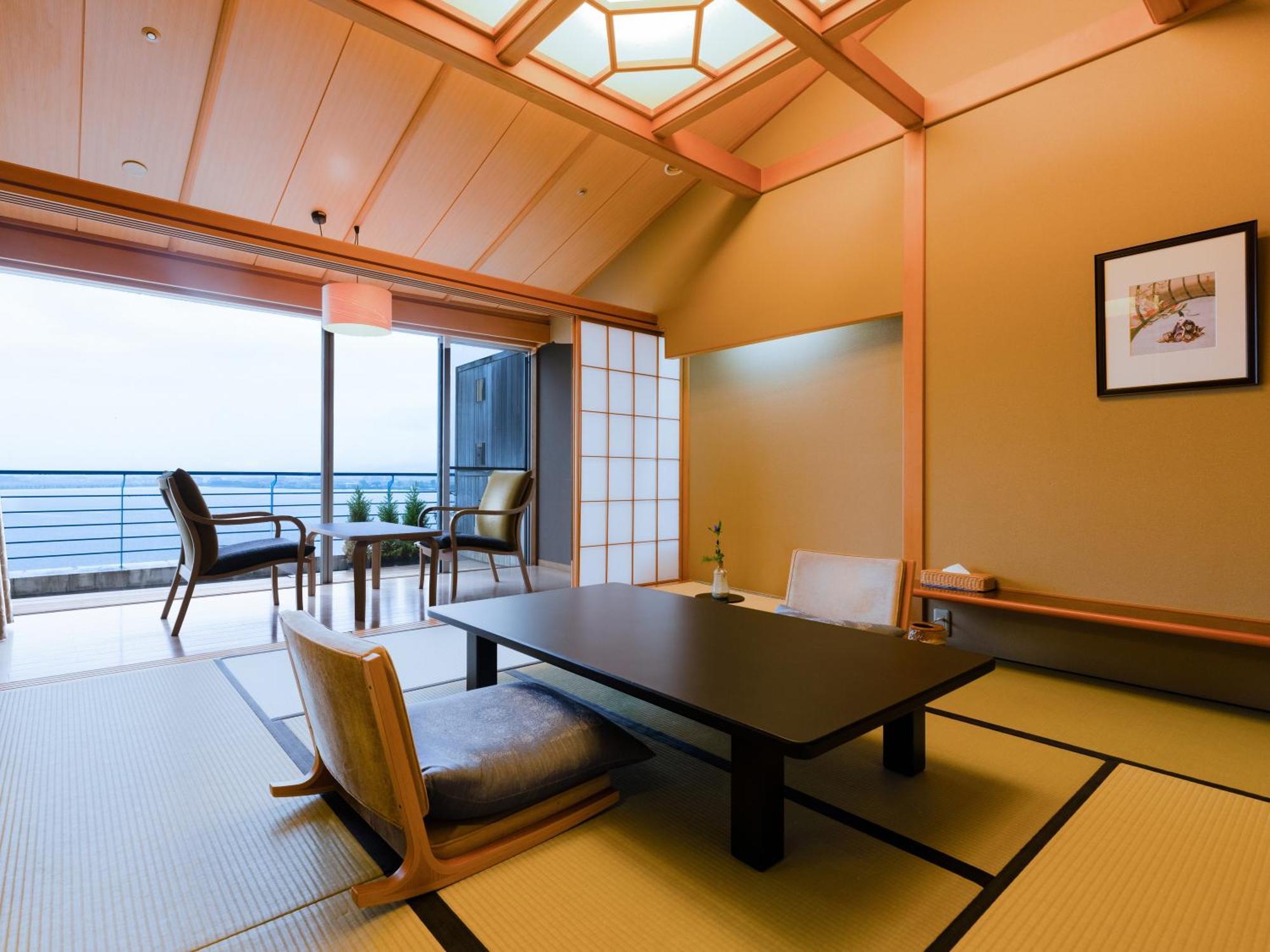 Apa Hotel & Resort Kaga Katayamazu Onsen Kasuikyo Dış mekan fotoğraf