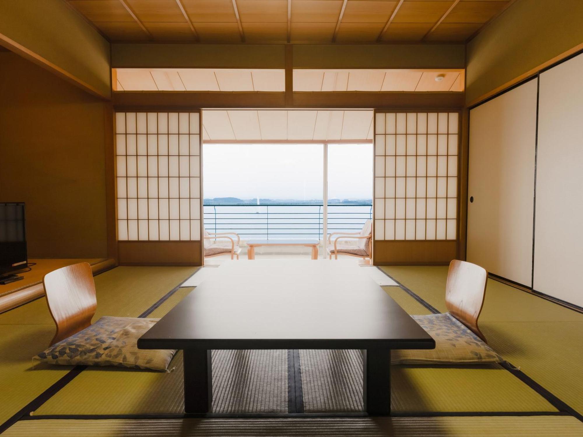Apa Hotel & Resort Kaga Katayamazu Onsen Kasuikyo Dış mekan fotoğraf